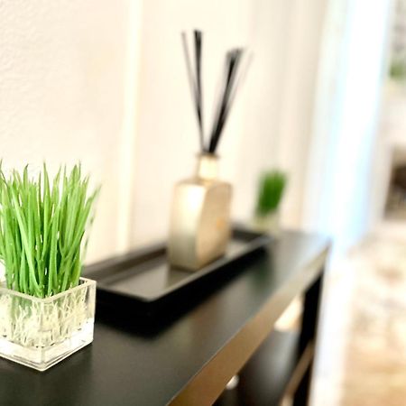 Riviera By The Beach 2 Bedroom Apartment Sitio de Calahonda ภายนอก รูปภาพ