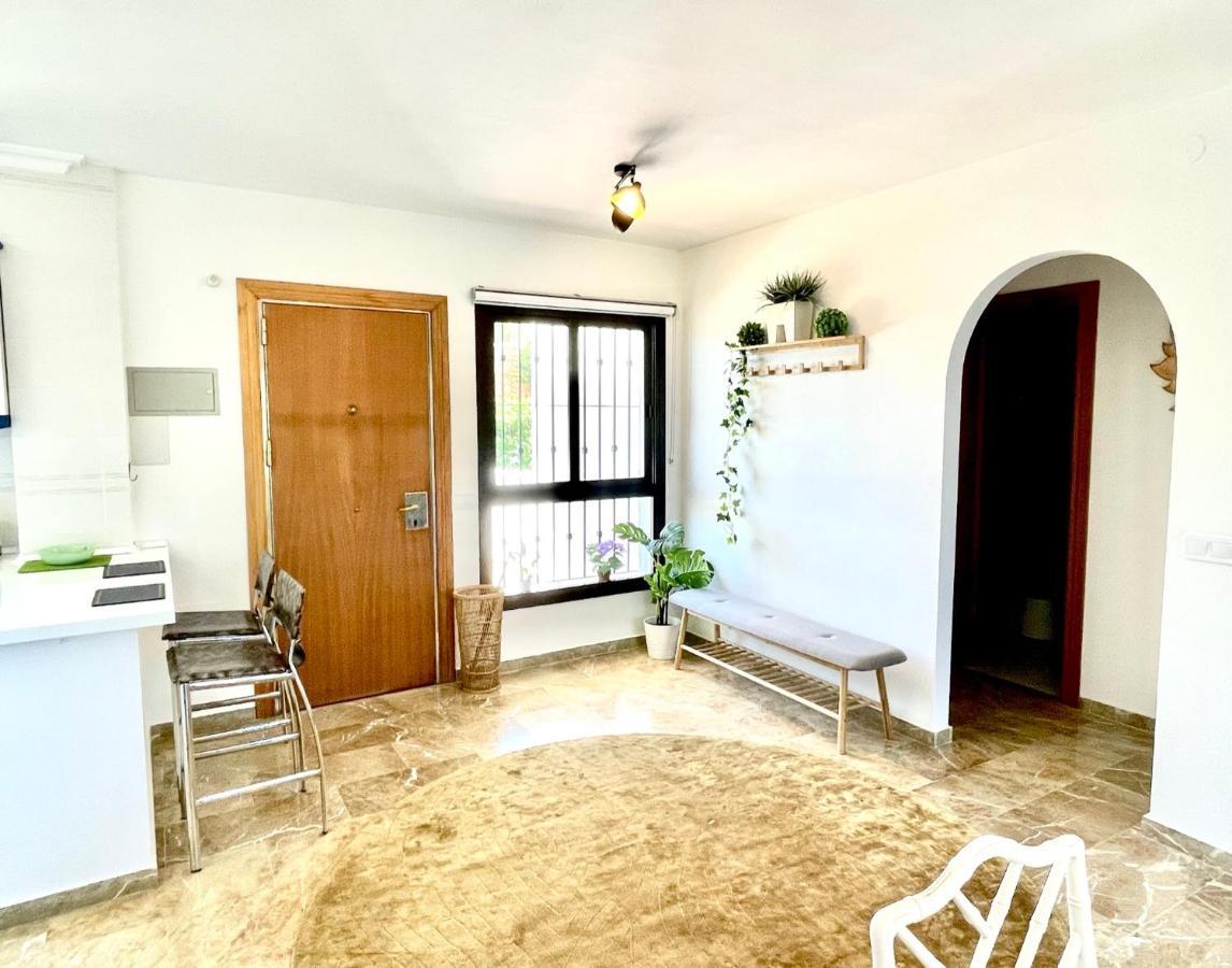 Riviera By The Beach 2 Bedroom Apartment Sitio de Calahonda ภายนอก รูปภาพ