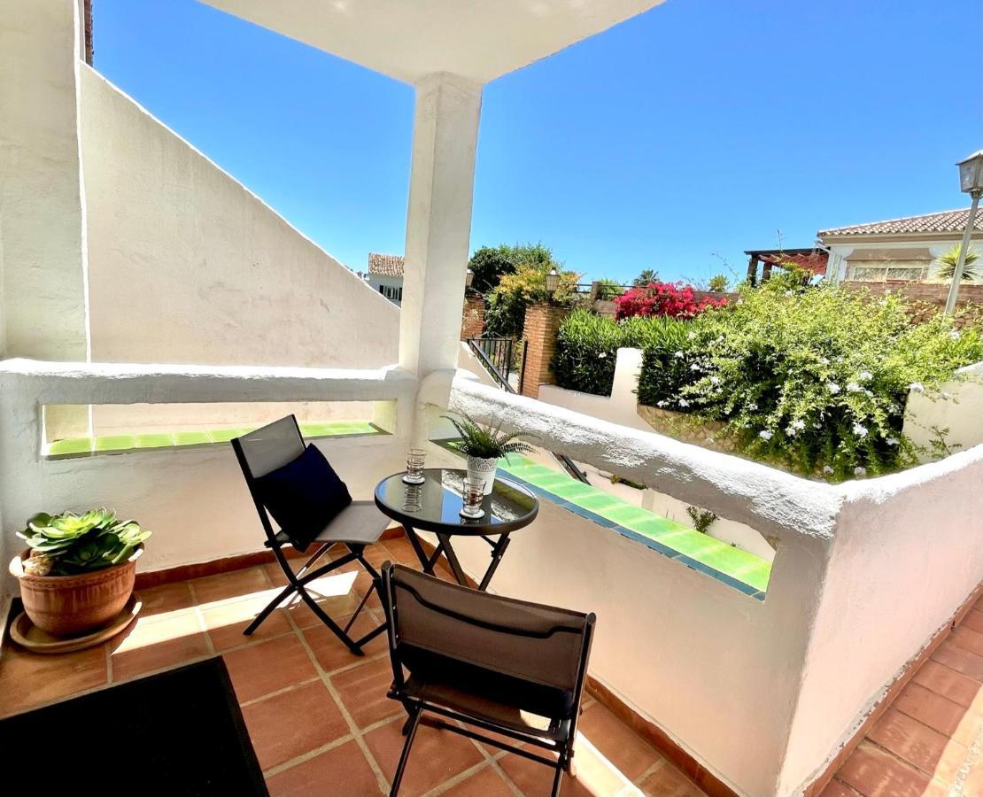 Riviera By The Beach 2 Bedroom Apartment Sitio de Calahonda ภายนอก รูปภาพ