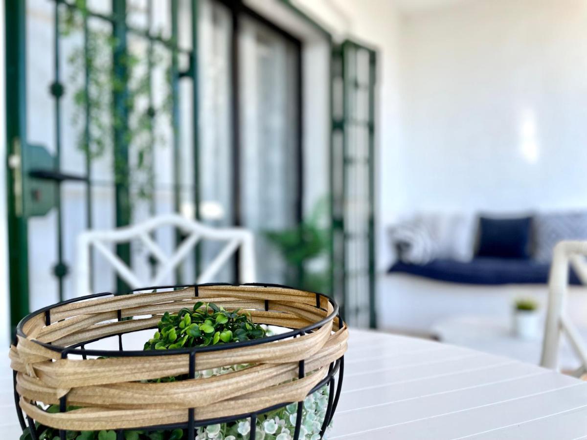 Riviera By The Beach 2 Bedroom Apartment Sitio de Calahonda ภายนอก รูปภาพ