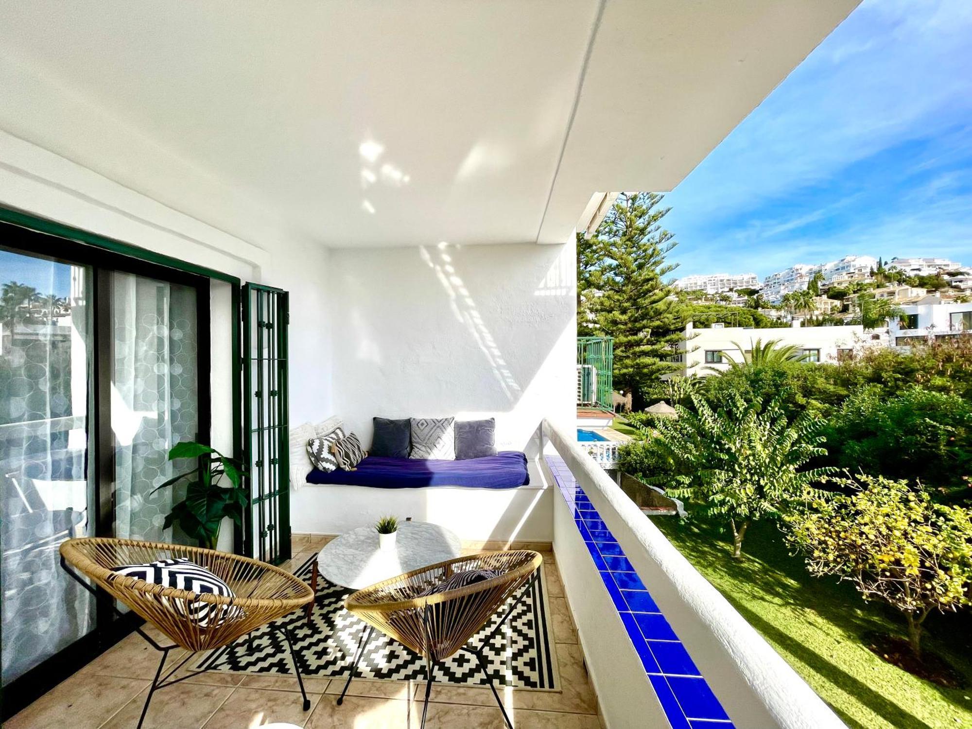 Riviera By The Beach 2 Bedroom Apartment Sitio de Calahonda ภายนอก รูปภาพ