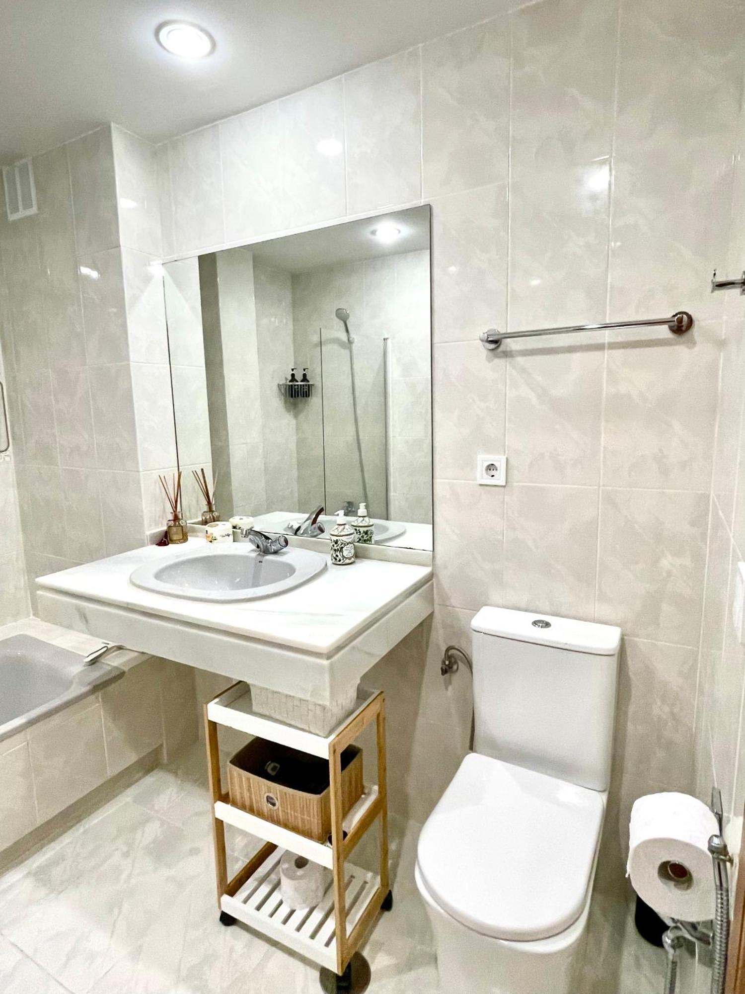Riviera By The Beach 2 Bedroom Apartment Sitio de Calahonda ภายนอก รูปภาพ